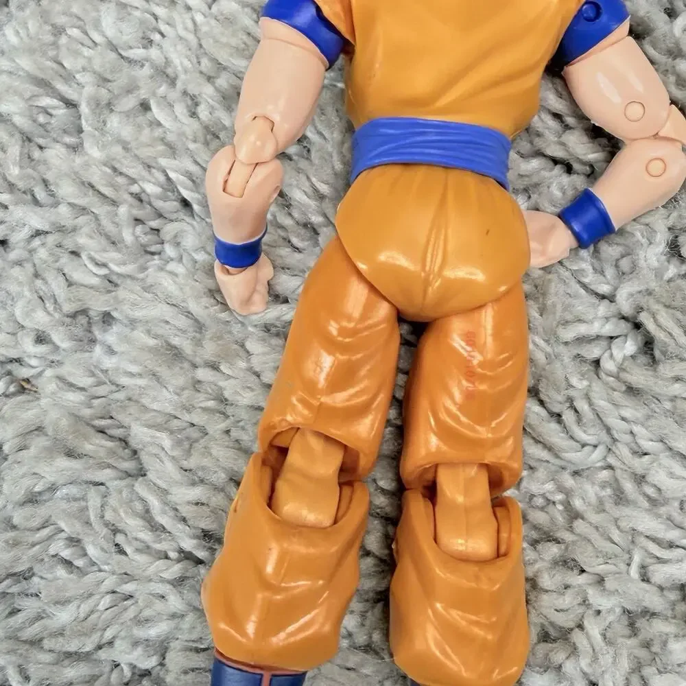 Super Saiyan 2 Goku Action Figure 20 Point Articulation Dragon Ball Stars Toy